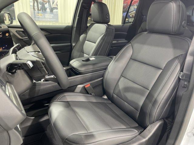 new 2026 Chevrolet Traverse car, priced at $52,685
