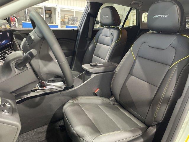 new 2025 Chevrolet Trax car, priced at $26,590