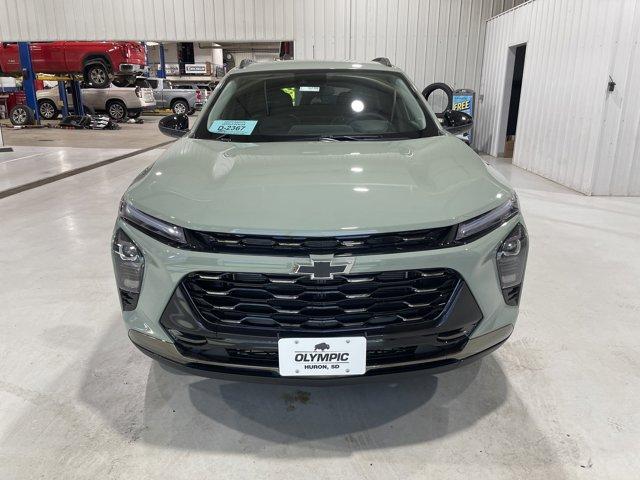 new 2025 Chevrolet Trax car, priced at $26,590