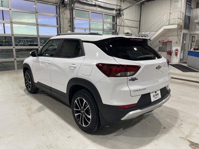 new 2025 Chevrolet TrailBlazer car, priced at $27,330