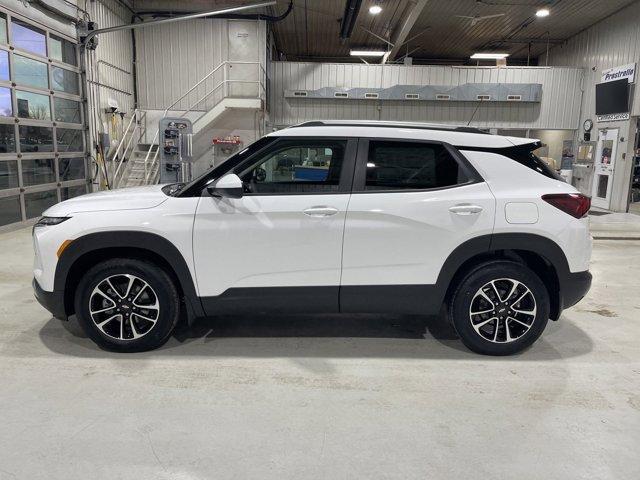 new 2025 Chevrolet TrailBlazer car, priced at $27,330