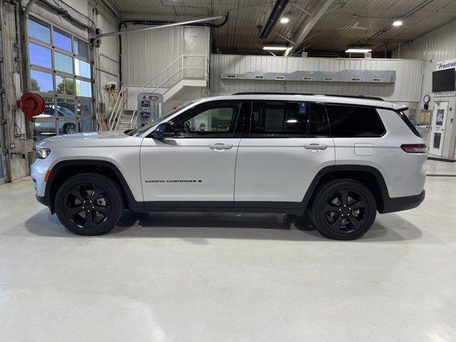 used 2024 Jeep Grand Cherokee L car, priced at $38,417
