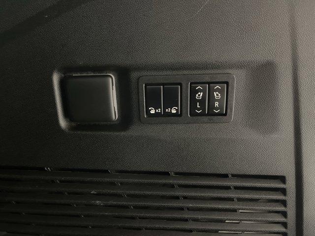 used 2022 GMC Yukon XL car, priced at $54,996