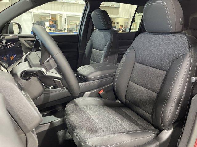 new 2025 Chevrolet Traverse car, priced at $45,190