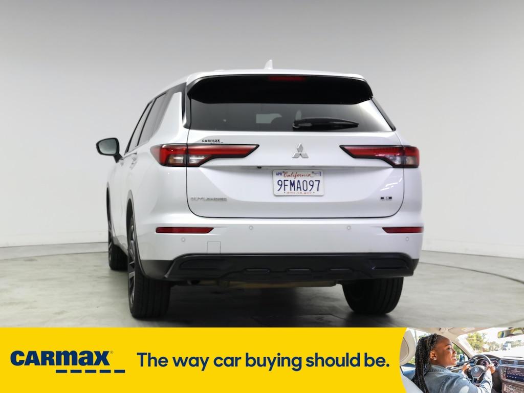 used 2023 Mitsubishi Outlander car, priced at $23,998