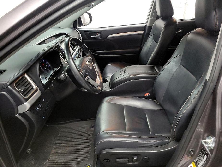 used 2019 Toyota Highlander car, priced at $29,998