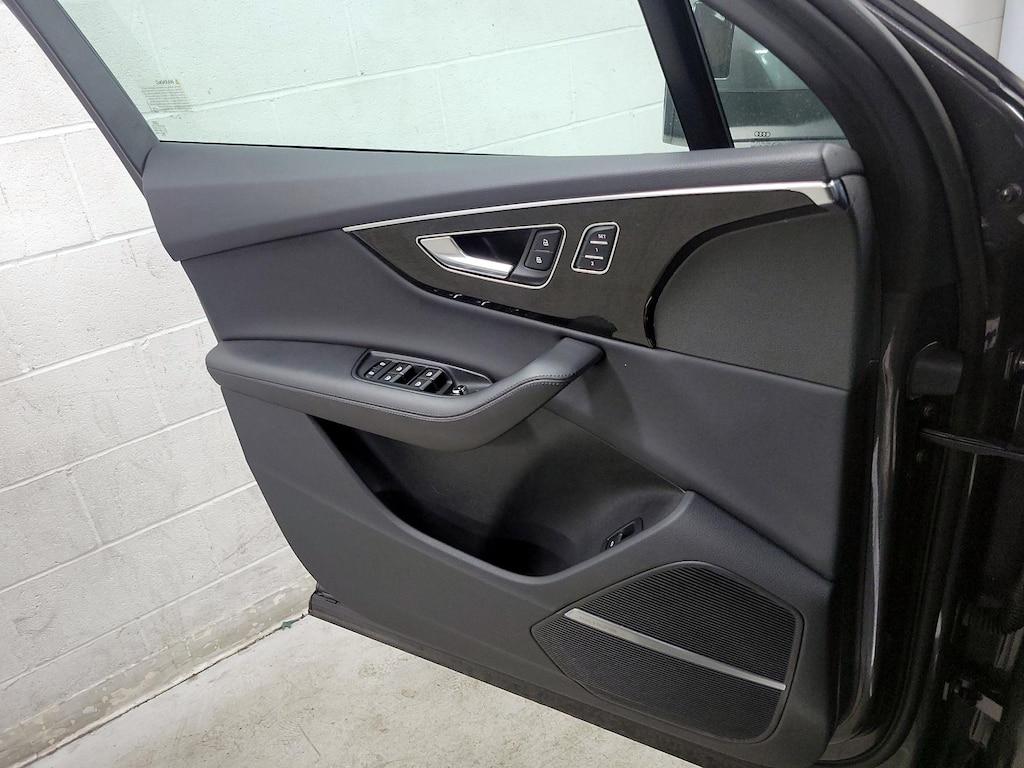 used 2023 Audi Q7 car, priced at $33,998