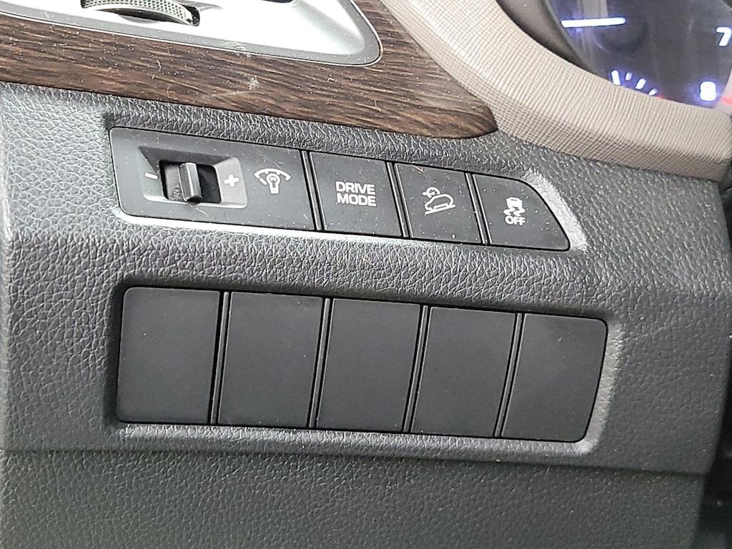 used 2018 Hyundai Santa Fe Sport car, priced at $12,998