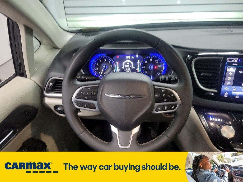 used 2023 Chrysler Pacifica car, priced at $24,998