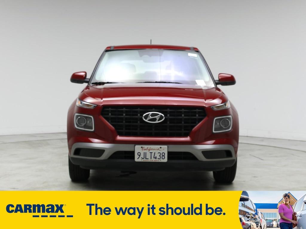 used 2024 Hyundai Venue car, priced at $19,998