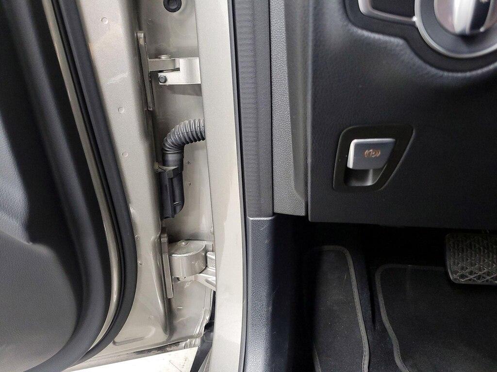 used 2019 Mercedes-Benz GLC 300 car, priced at $24,998