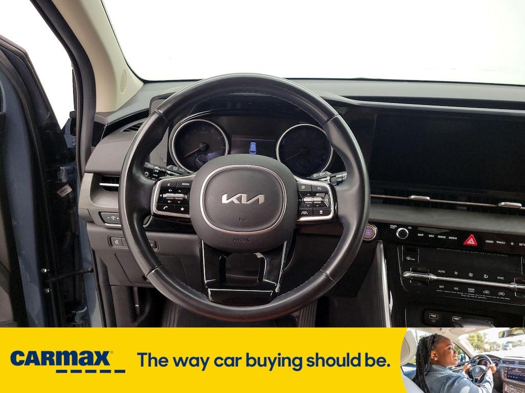 used 2022 Kia Carnival car, priced at $39,998