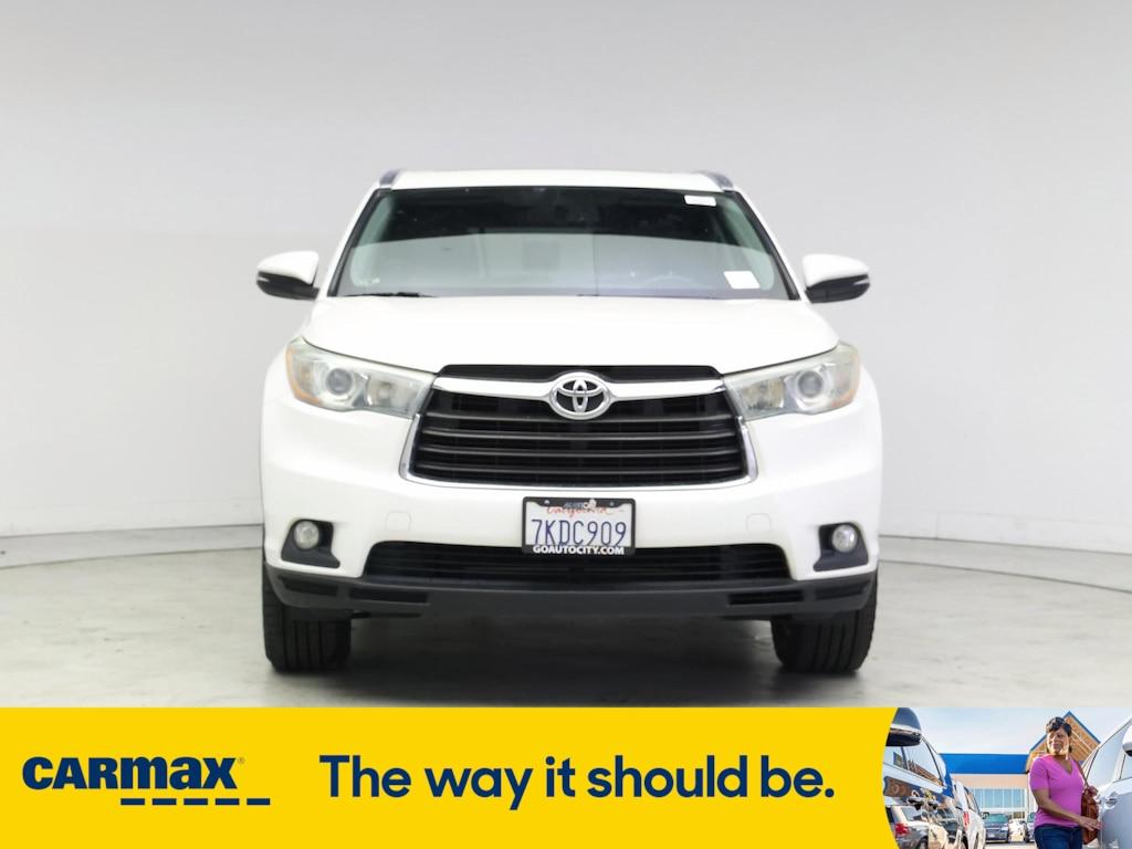 used 2015 Toyota Highlander car, priced at $20,998