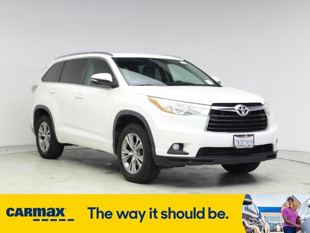 used 2015 Toyota Highlander car, priced at $20,998