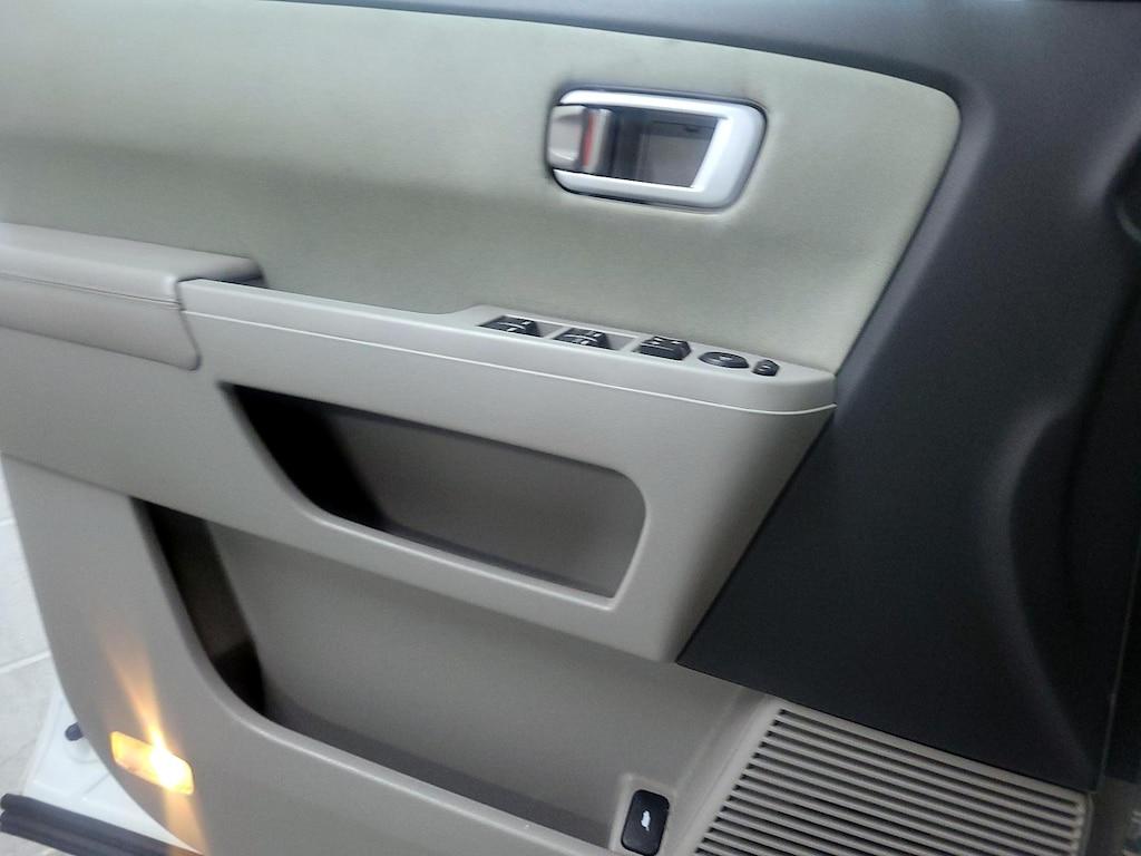 used 2015 Honda Pilot car, priced at $15,998