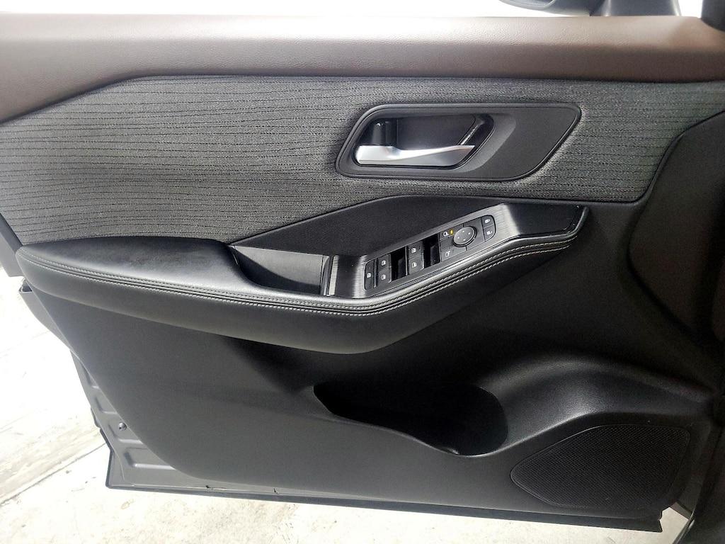 used 2023 Nissan Rogue car, priced at $22,998