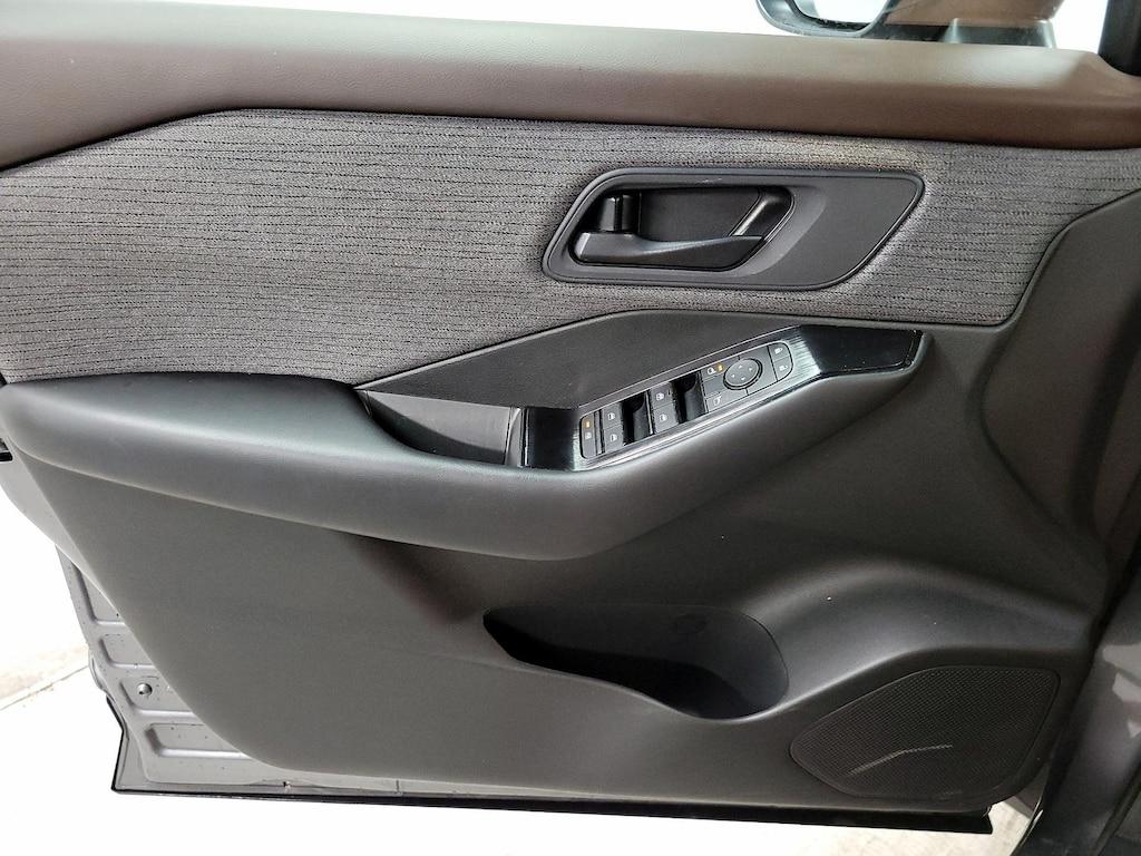 used 2023 Nissan Rogue car, priced at $20,998