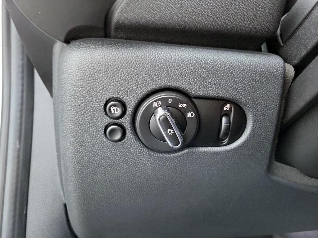 used 2022 MINI Hardtop car, priced at $24,998