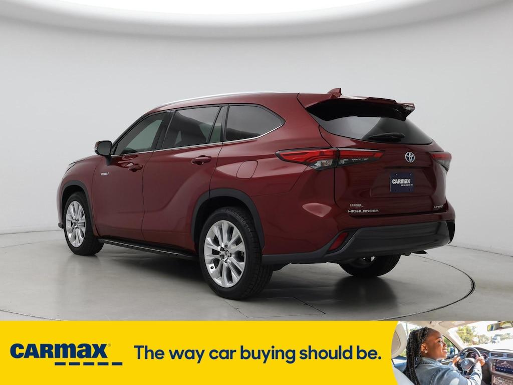 used 2020 Toyota Highlander Hybrid car, priced at $34,998