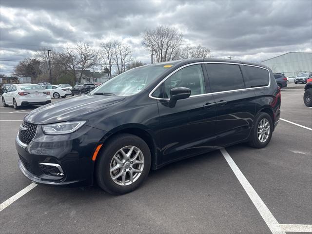 used 2023 Chrysler Pacifica car, priced at $24,000