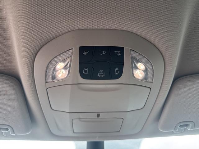 used 2023 Chrysler Pacifica car, priced at $22,800