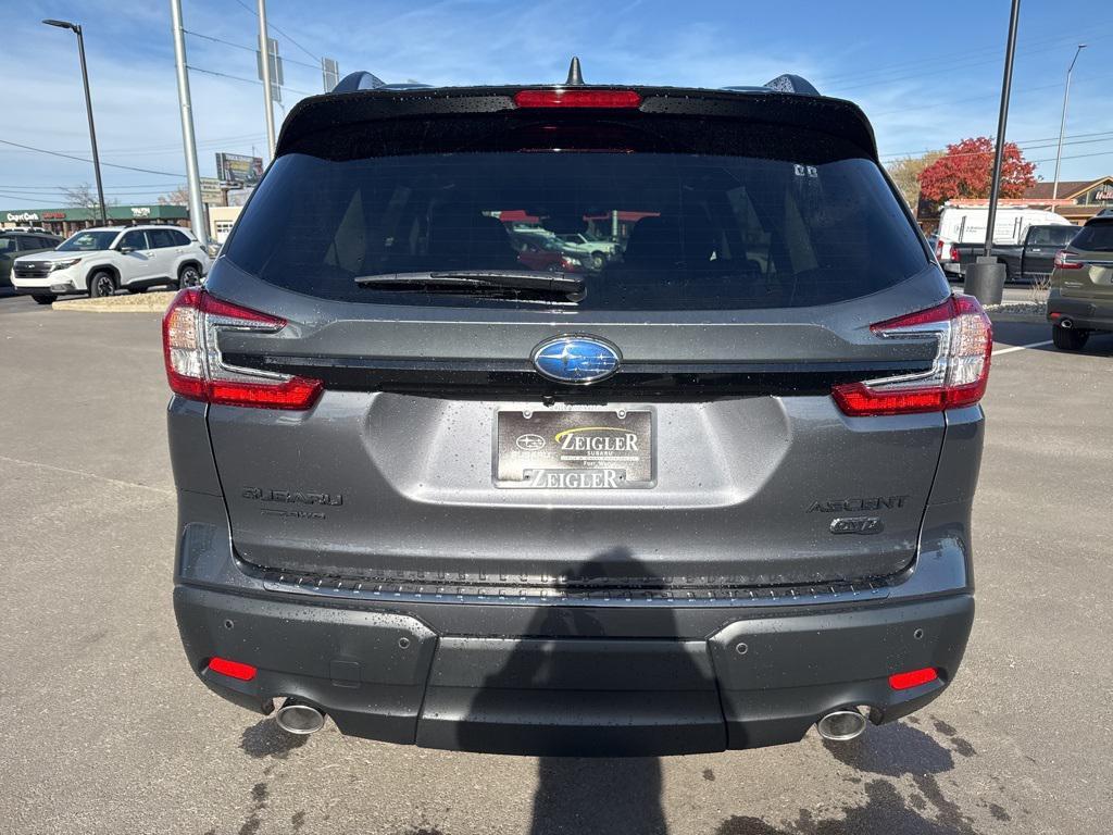 new 2025 Subaru Ascent car, priced at $44,300