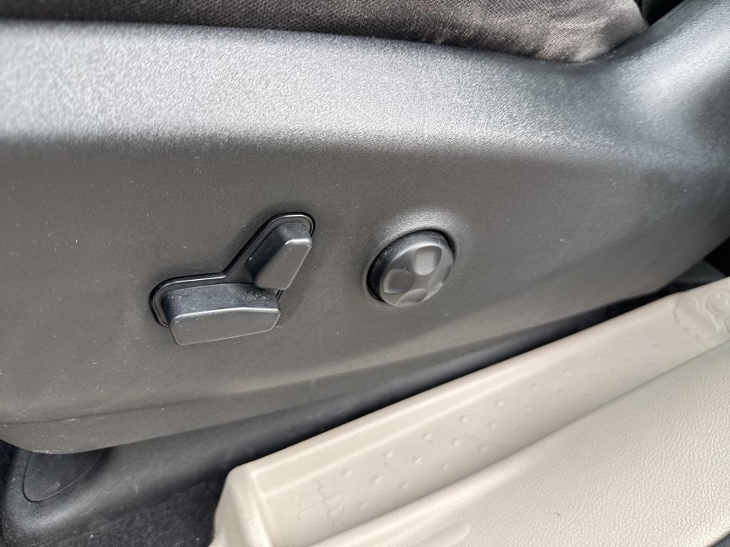 used 2019 Chrysler Pacifica car, priced at $15,900