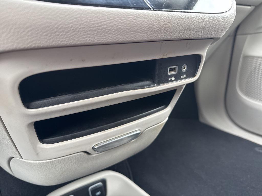 used 2019 Chrysler Pacifica car, priced at $15,900