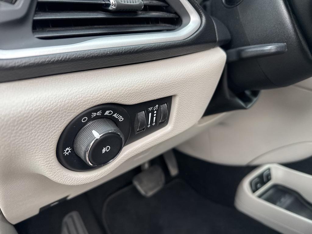 used 2019 Chrysler Pacifica car, priced at $15,900