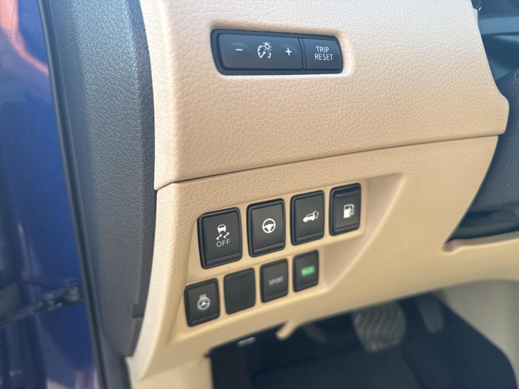 used 2020 Nissan Rogue car, priced at $19,000