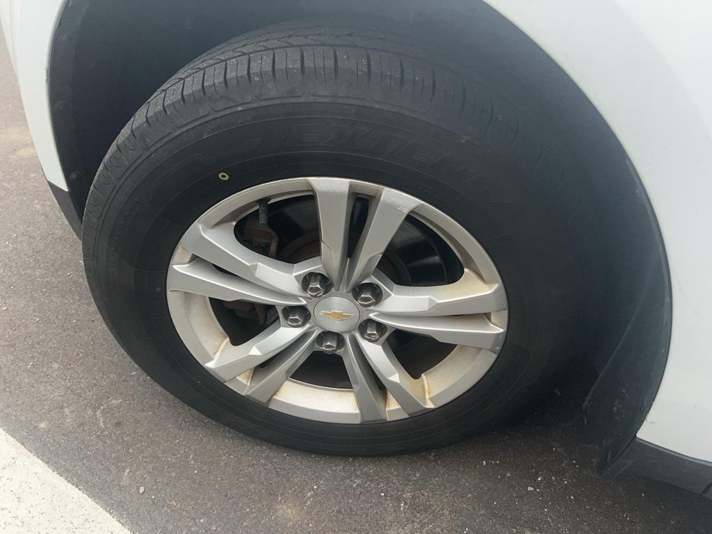 used 2015 Chevrolet Equinox car, priced at $8,500