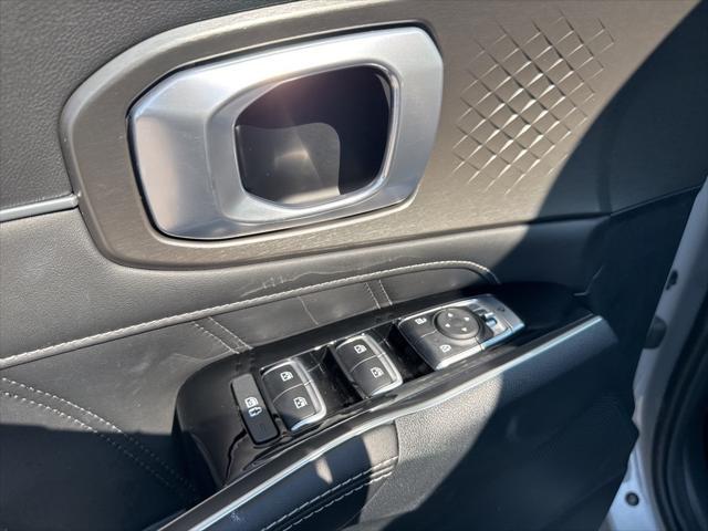 used 2023 Kia Sorento car, priced at $30,100