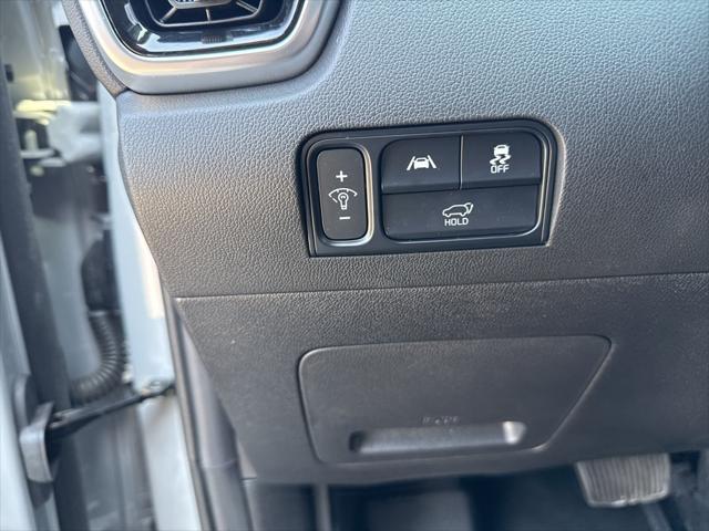 used 2023 Kia Sorento car, priced at $30,100