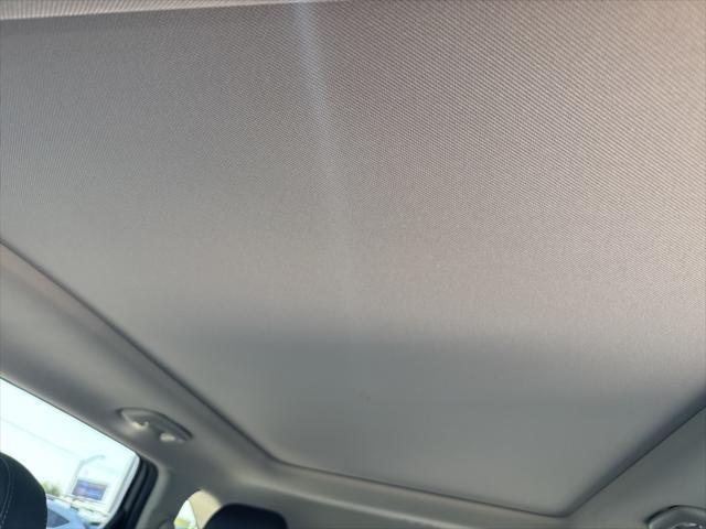 used 2023 Kia Sorento car, priced at $30,100