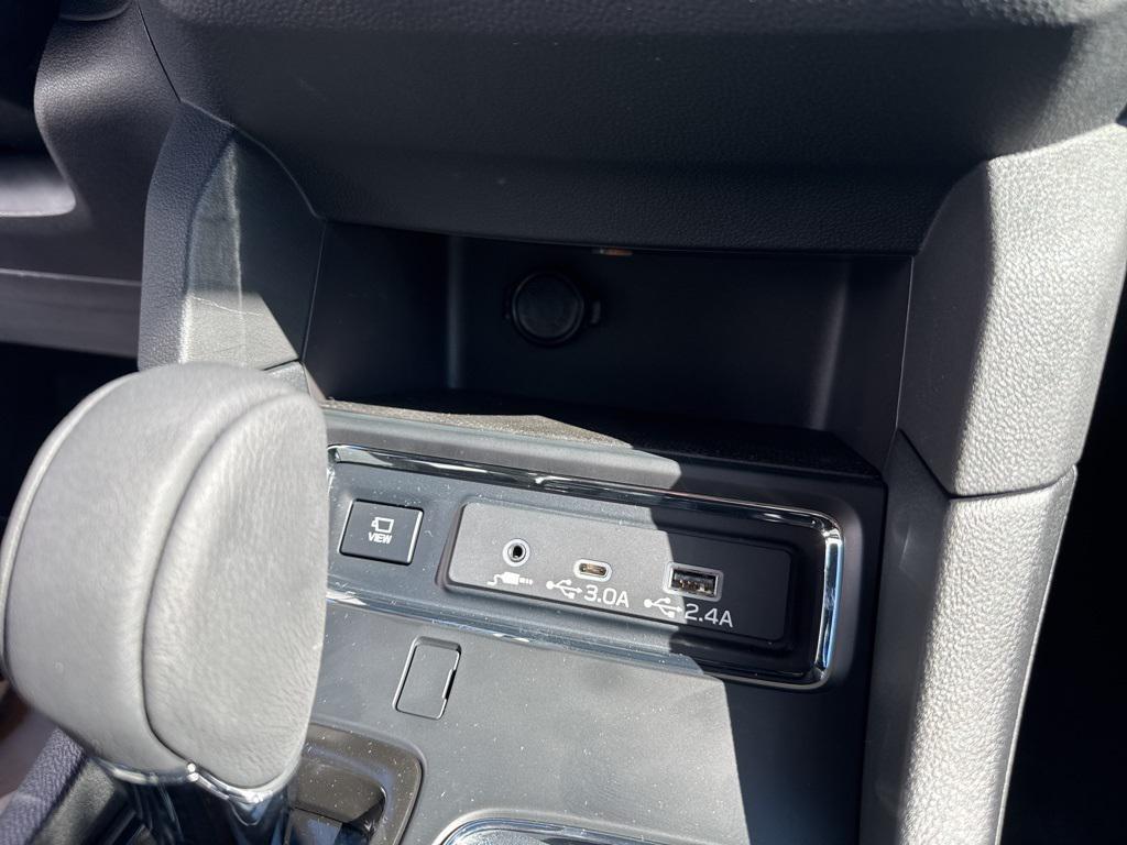 new 2025 Subaru Ascent car, priced at $52,884