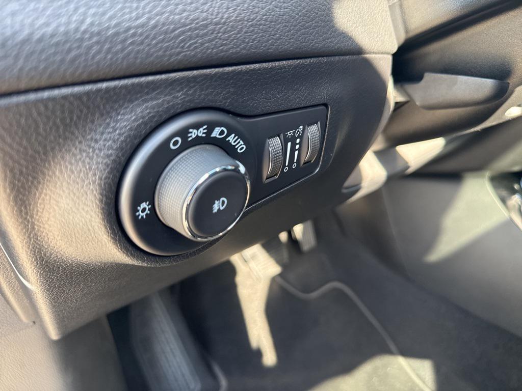 used 2021 Jeep Compass car, priced at $17,895