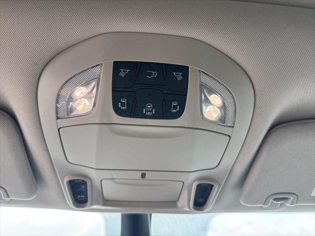 used 2023 Chrysler Pacifica car, priced at $27,800