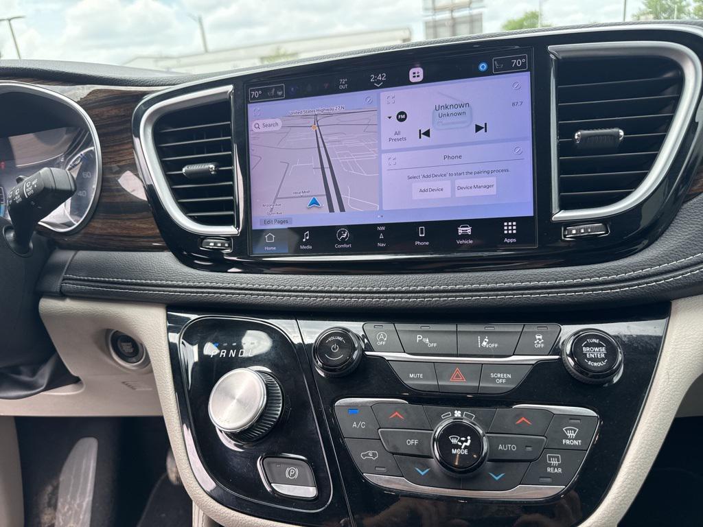 used 2023 Chrysler Pacifica car, priced at $24,500