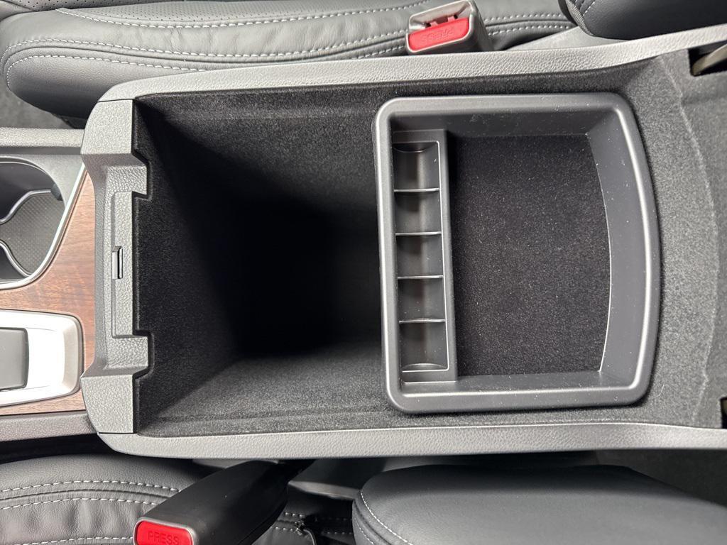 new 2025 Subaru Ascent car, priced at $51,271