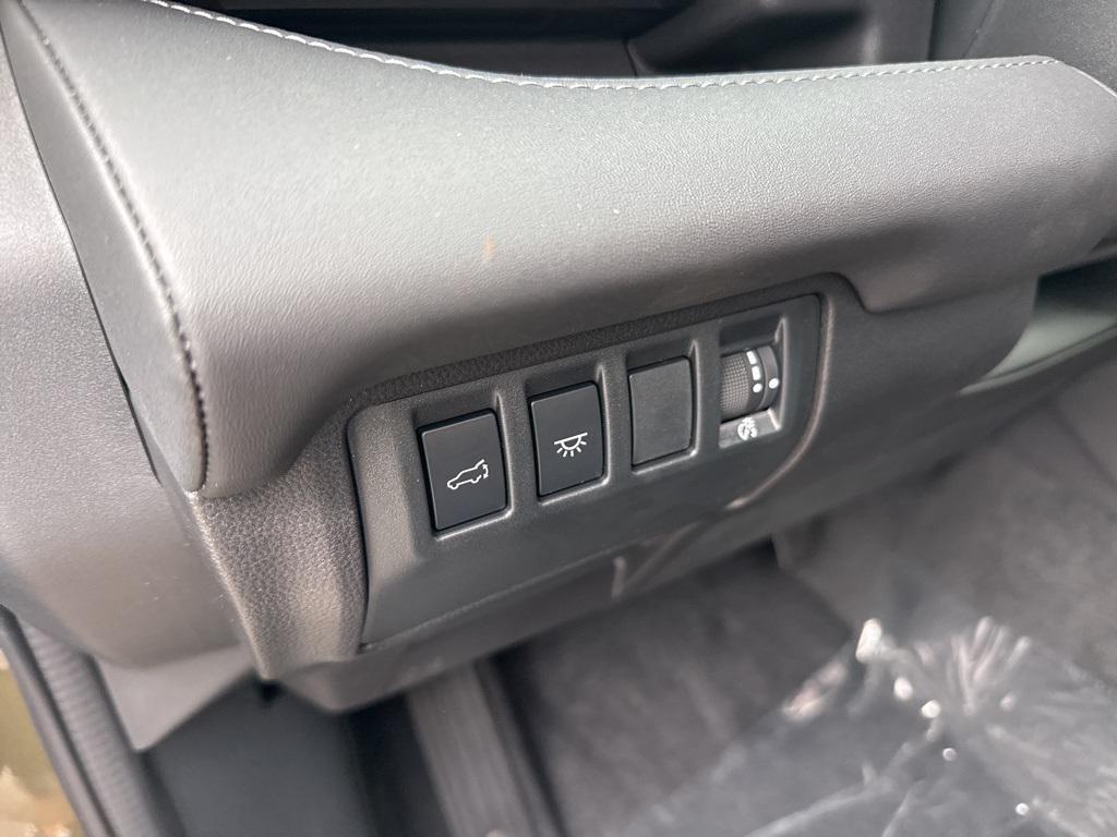 new 2025 Subaru Ascent car, priced at $51,271