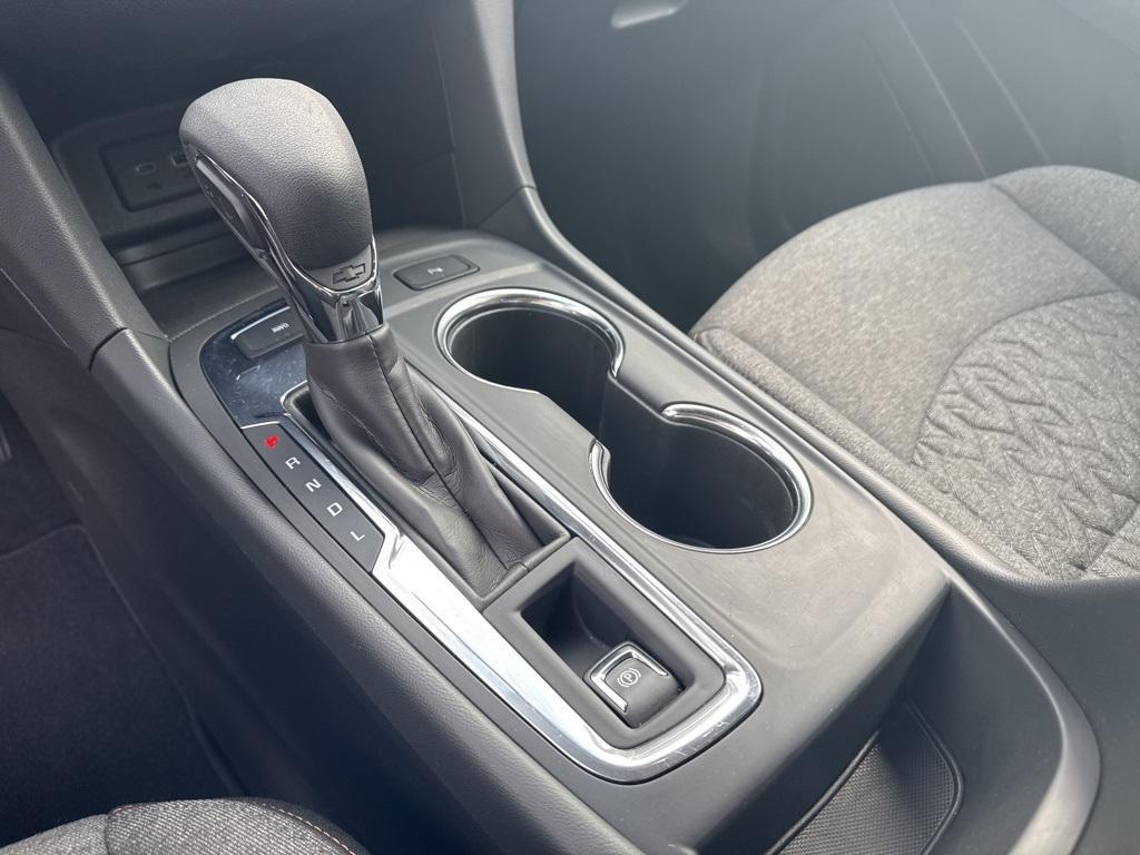 used 2024 Chevrolet Equinox car, priced at $22,500