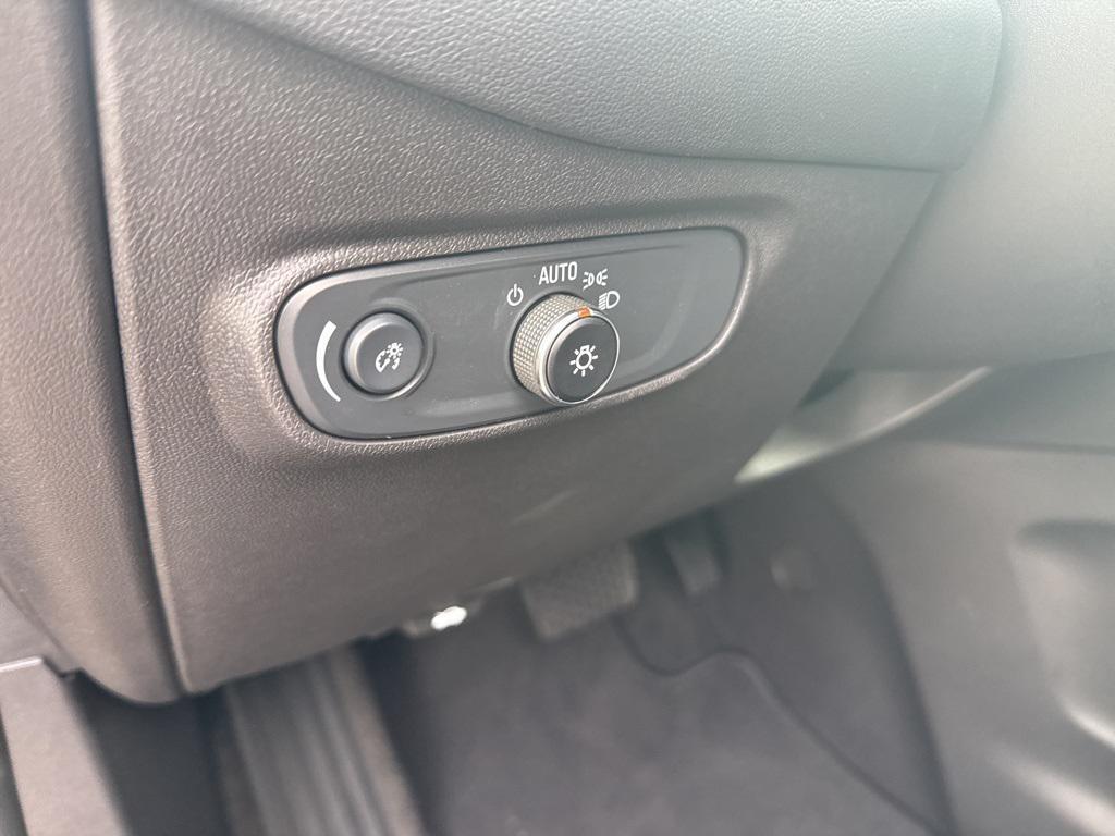 used 2024 Chevrolet Equinox car, priced at $22,500