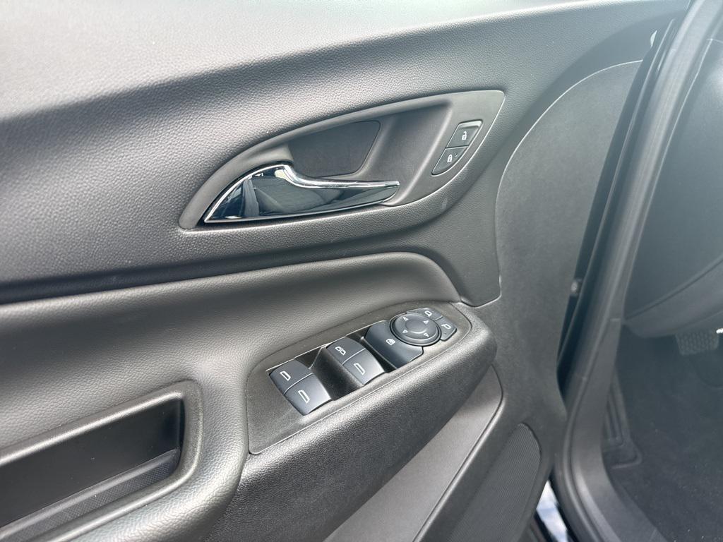 used 2024 Chevrolet Equinox car, priced at $22,500