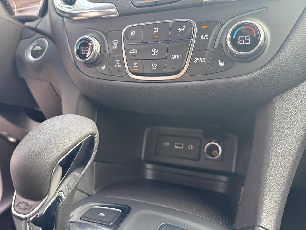 used 2024 Chevrolet Equinox car, priced at $22,500