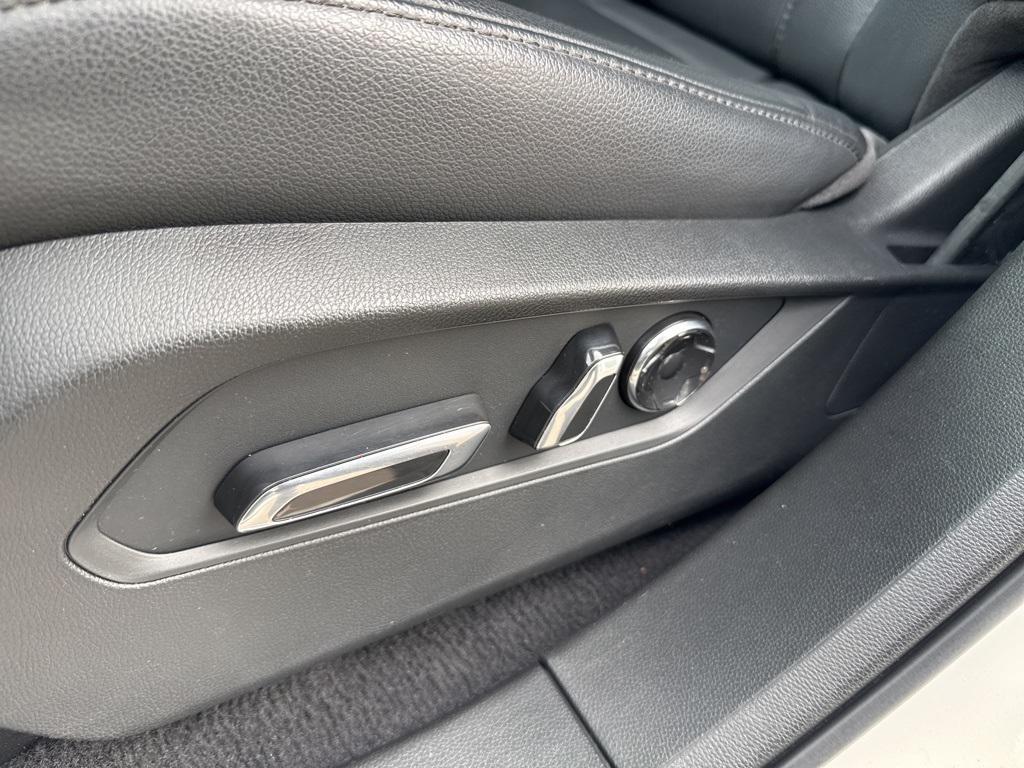 used 2019 Acura RDX car, priced at $25,000