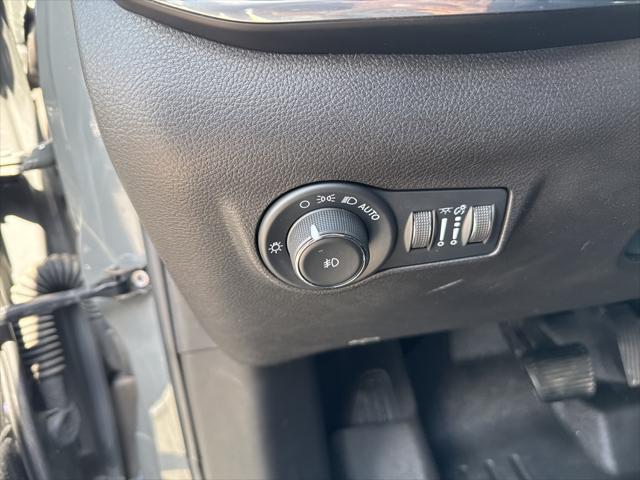 used 2022 Jeep Compass car, priced at $21,100