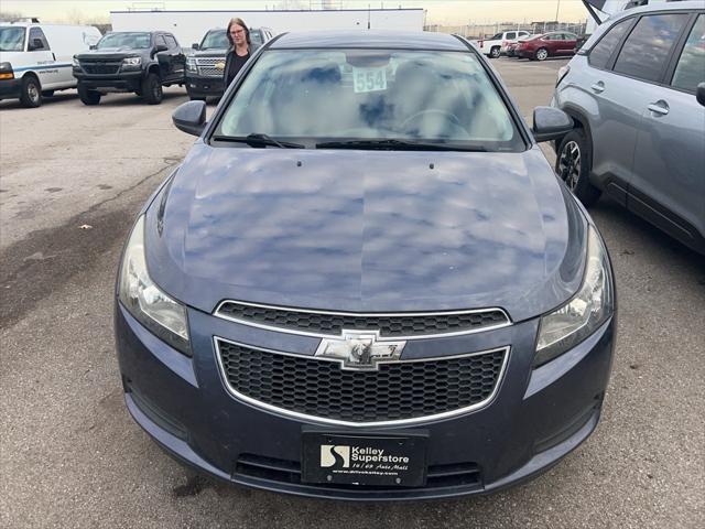 used 2014 Chevrolet Cruze car, priced at $10,000