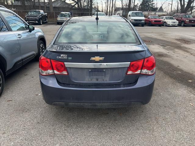 used 2014 Chevrolet Cruze car, priced at $10,000