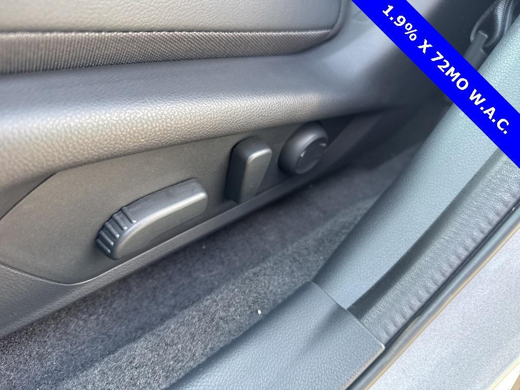 new 2025 Subaru Crosstrek car, priced at $33,214