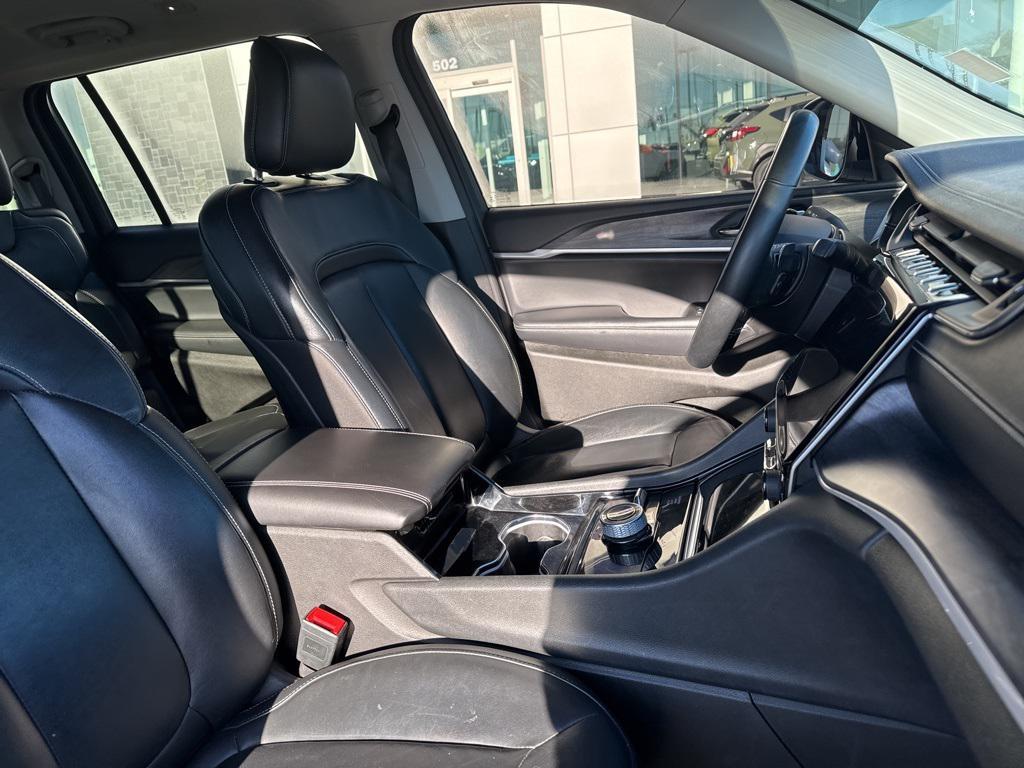 used 2021 Jeep Grand Cherokee L car, priced at $27,300